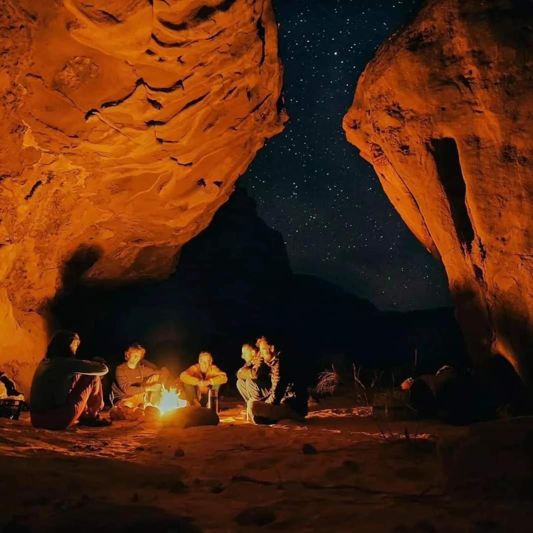 Wadi Rum Bedouin Heart Camp Bagian luar foto
